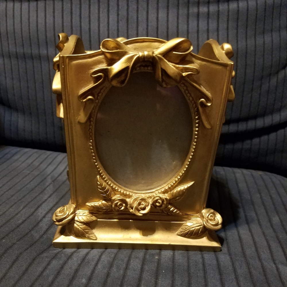 Picture frame/candy dish